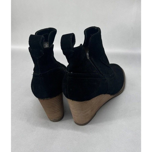 NWOB Blondo Irving Black Suede Waterproof Wedge Bootie - Womens Size 7.5M - Picture 7 of 9